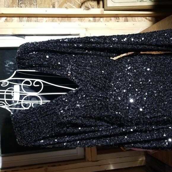 Mint & Major black sequined dress. Size small - Picture 3 of 9